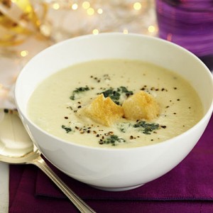 cauliflower-potato-soup-400x400